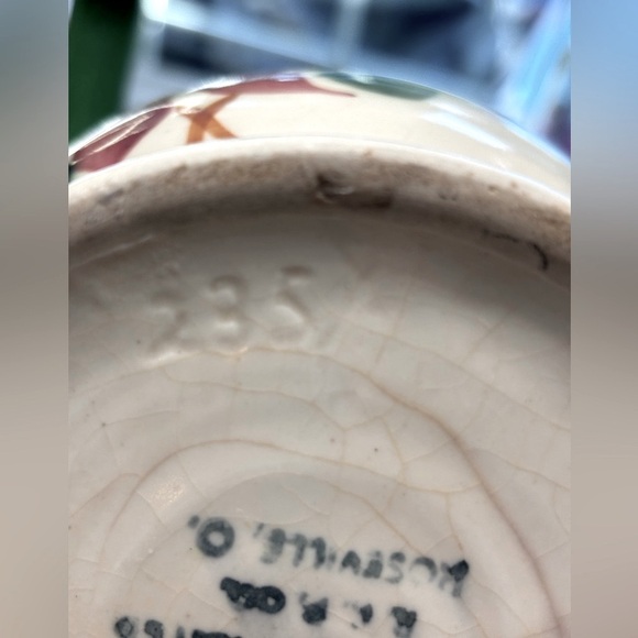 Antique Roseville Pottery Vase. 8.5” Old Colony. Vintage 1940s. Floral EUC - Picture 10 of 11